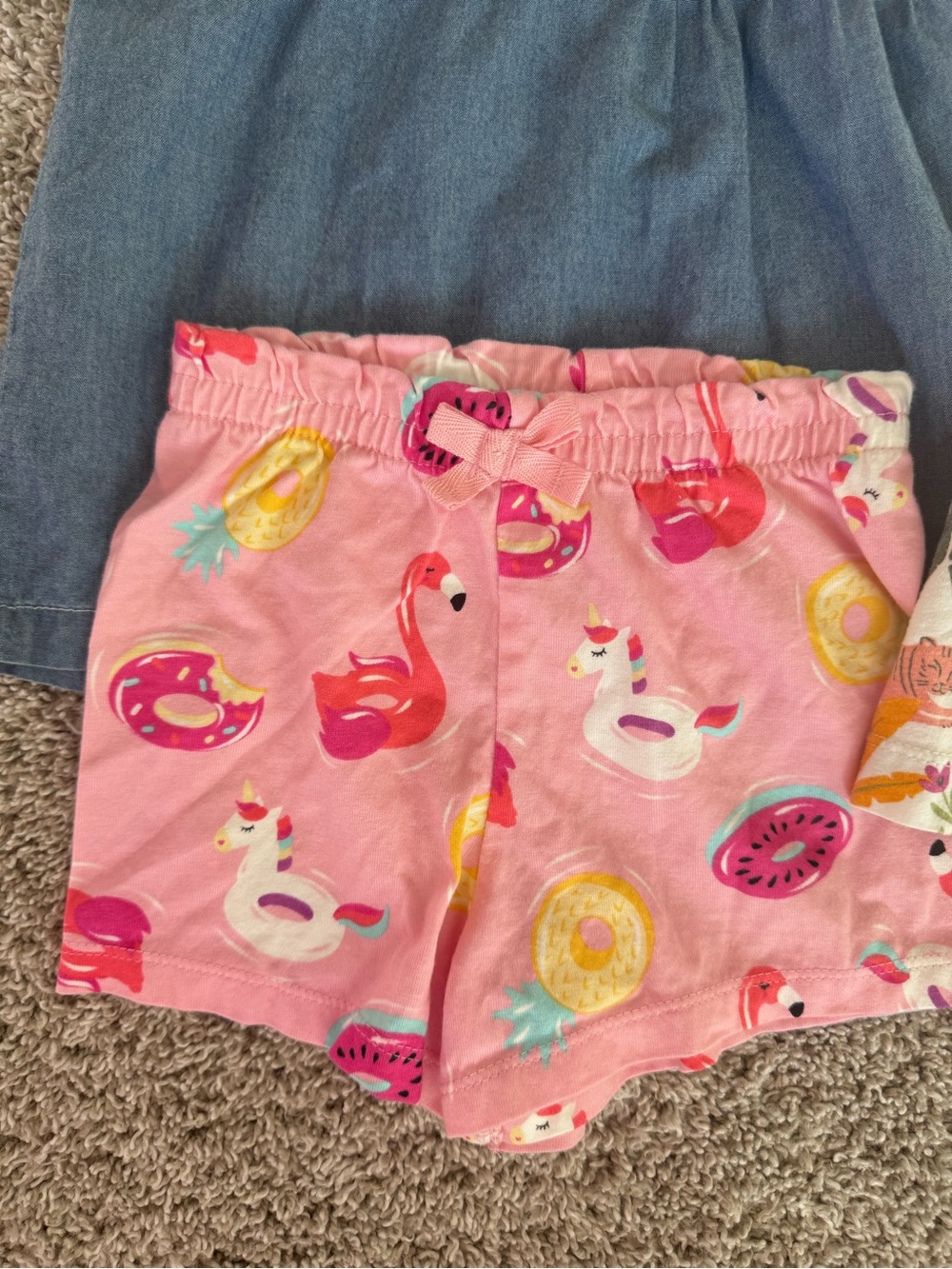 Carter’s Toddler Girl Outfit Bundle 24M Denim Top Jungle Dress Pink Shorts - Picture 5 of 13